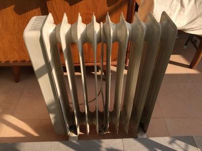 電熱油汀油封處漏油怎么處理